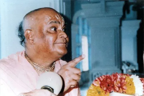 SRILA GURUDEVA'S MEETING WITH ISKCON'S GOUR GOVINDA MAHARAJA