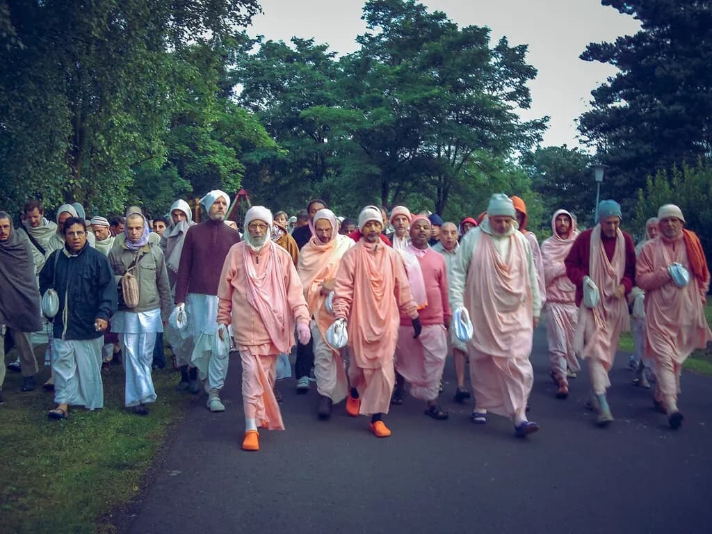 Niskincana-bhakti and the Importance of Sri Guru - Kuala Lumpur 01 Jan 1997