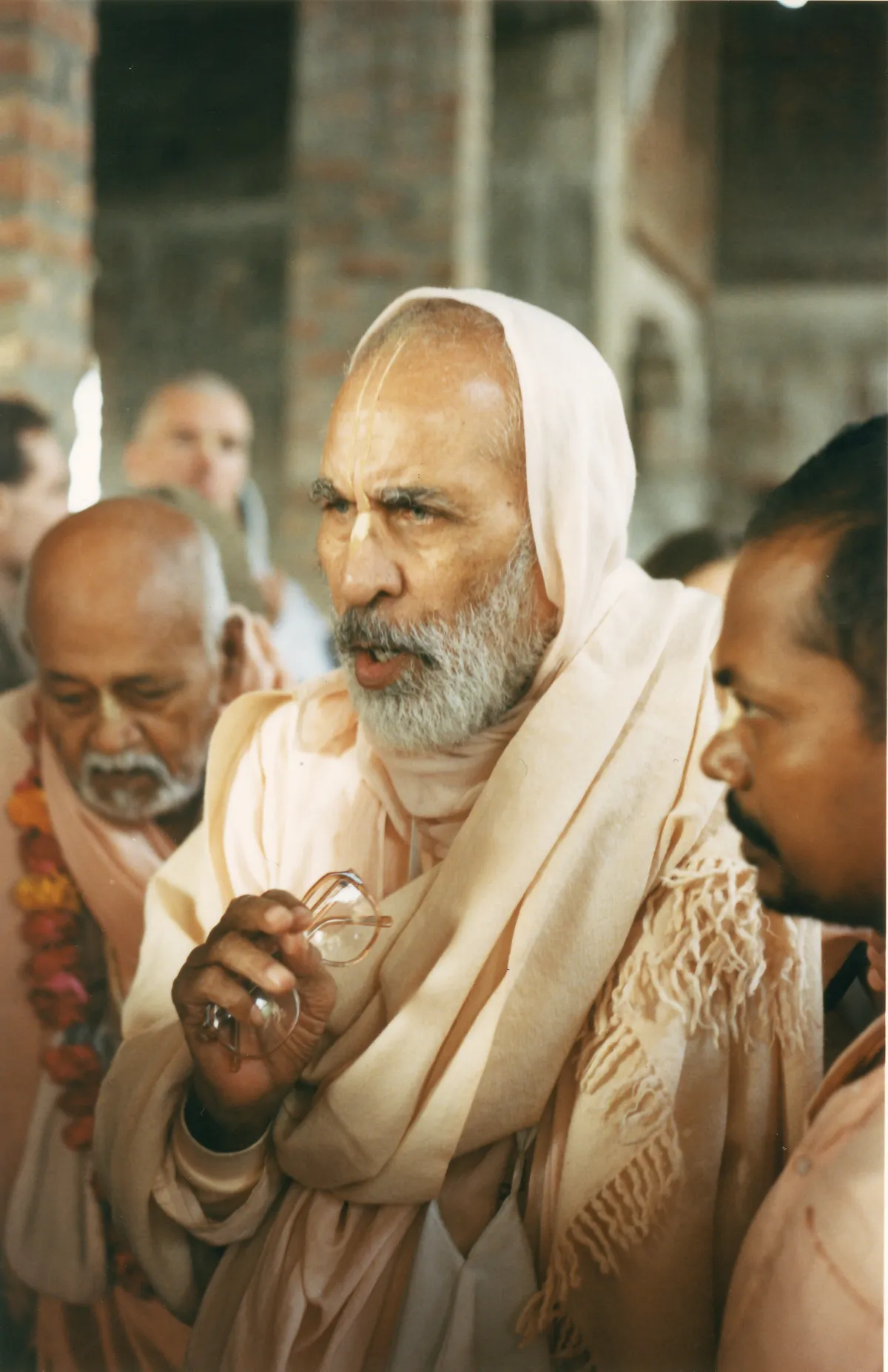 AN EXPLANATION OF NIKUNJA-YUNO RATI KELI SIDDHYAI