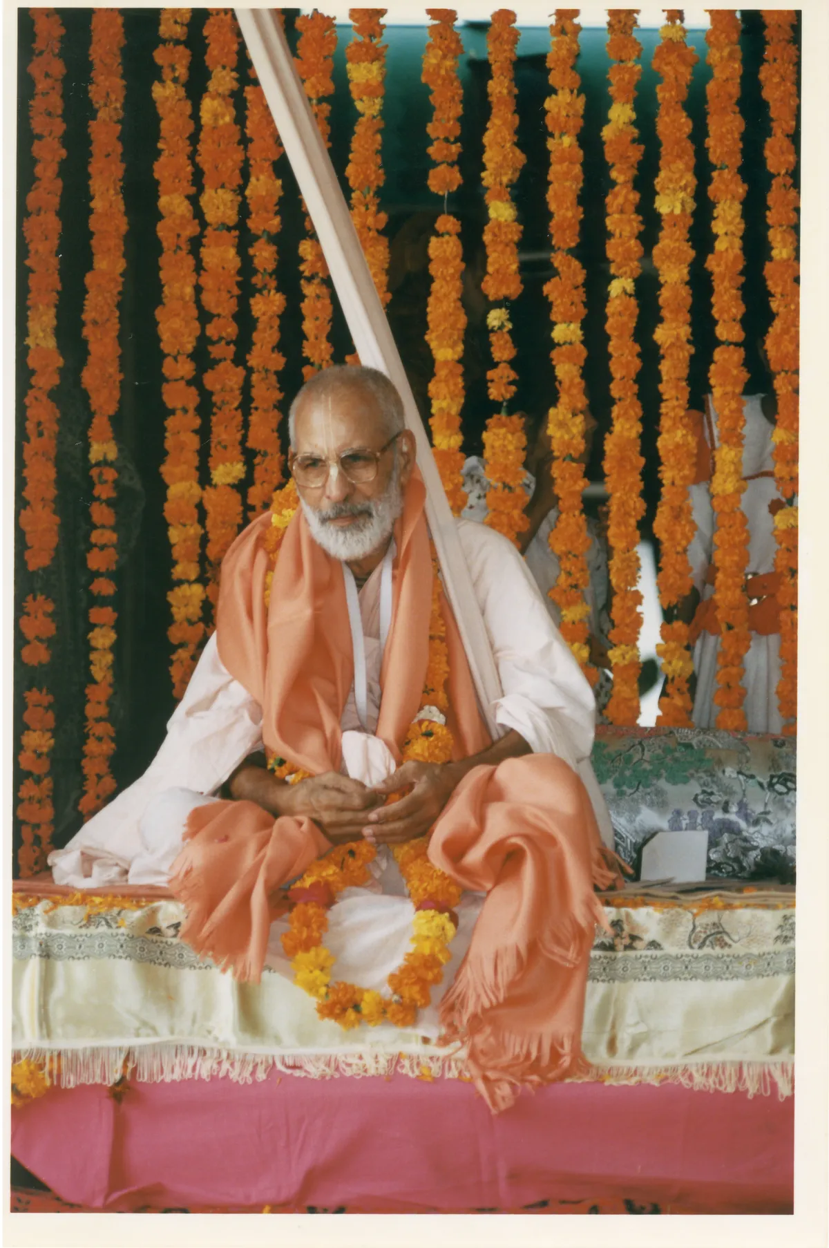 How to Develop Relationship with Śrīla Gurudeva (Part 1)